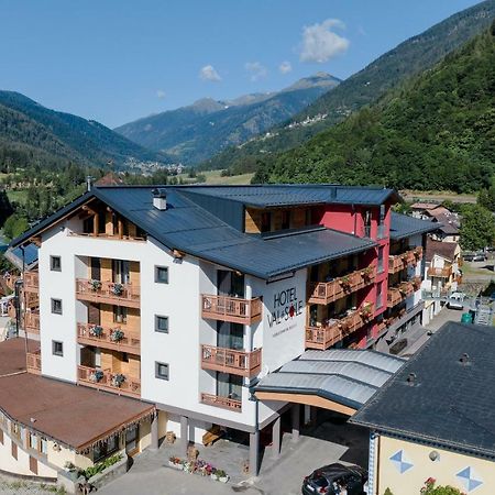 Hotel Val Di Sole メッツァーナ エクステリア 写真