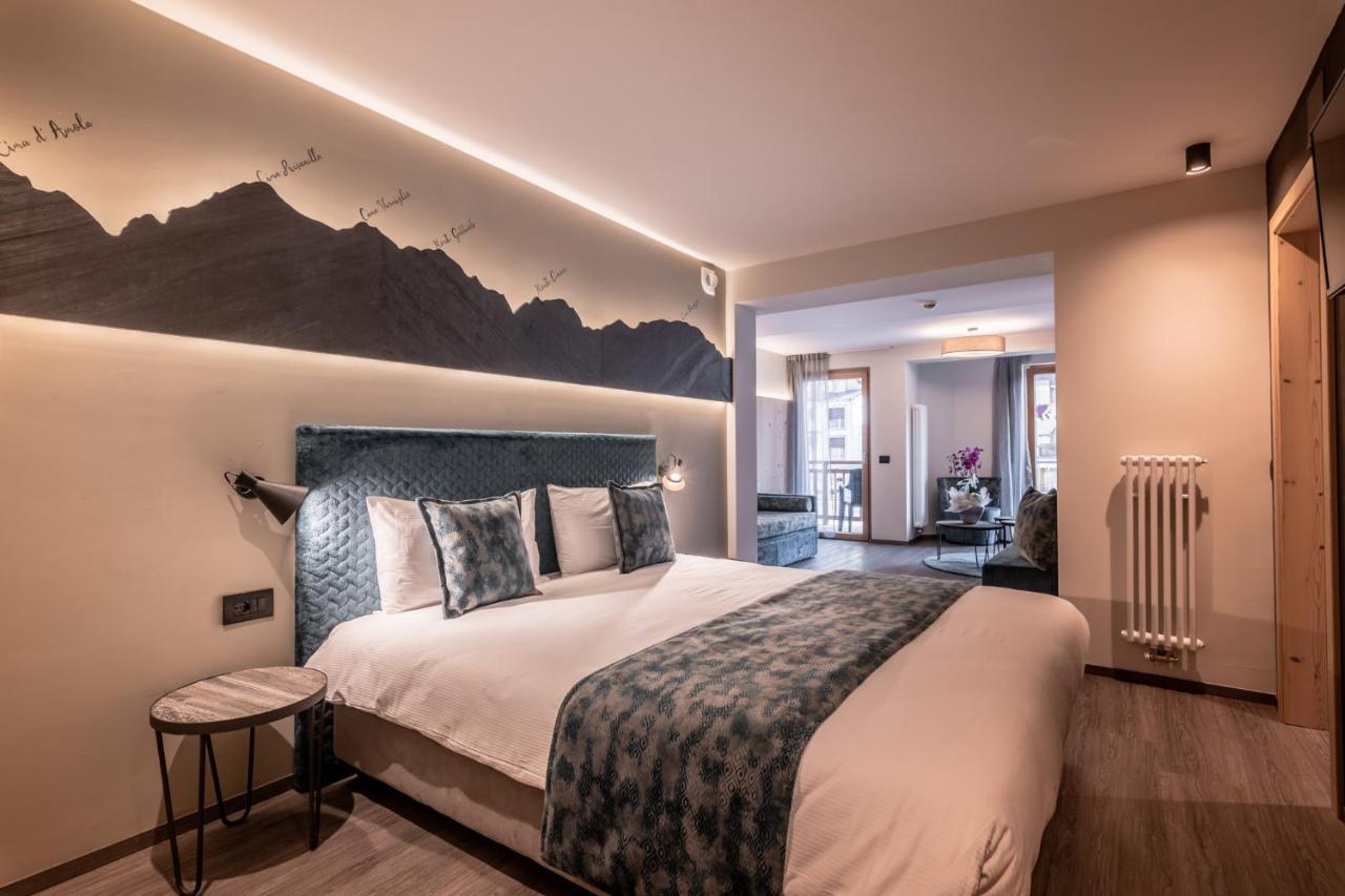 Hotel Val Di Sole メッツァーナ エクステリア 写真