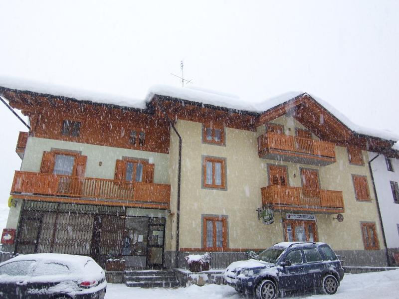 Hotel Val Di Sole メッツァーナ エクステリア 写真