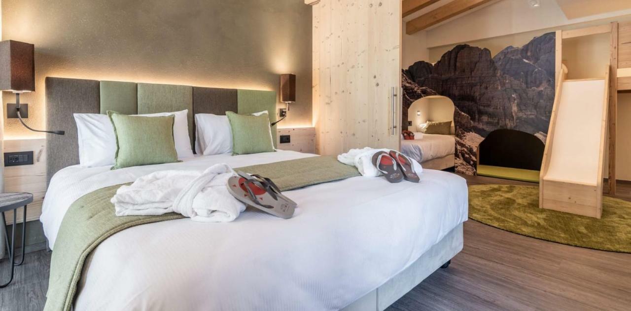 Hotel Val Di Sole メッツァーナ エクステリア 写真