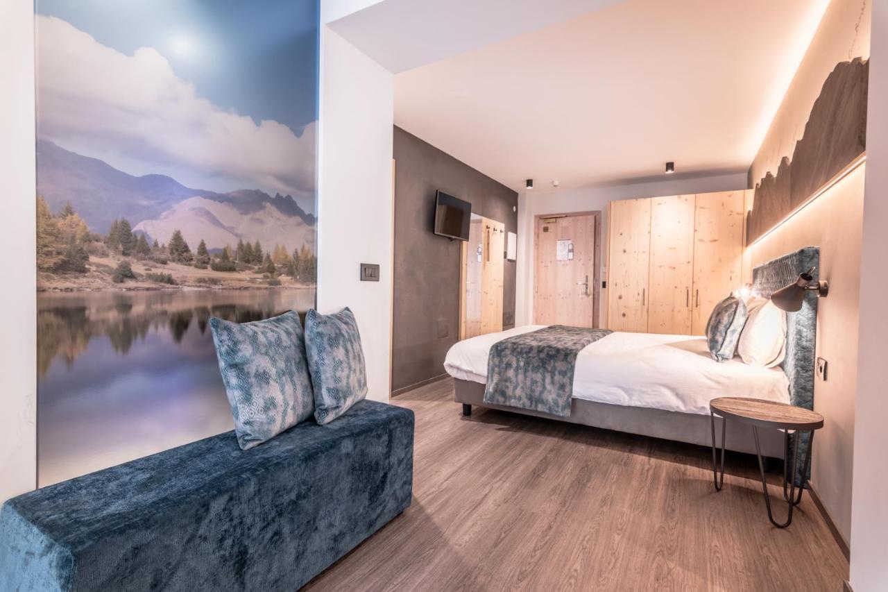 Hotel Val Di Sole メッツァーナ エクステリア 写真
